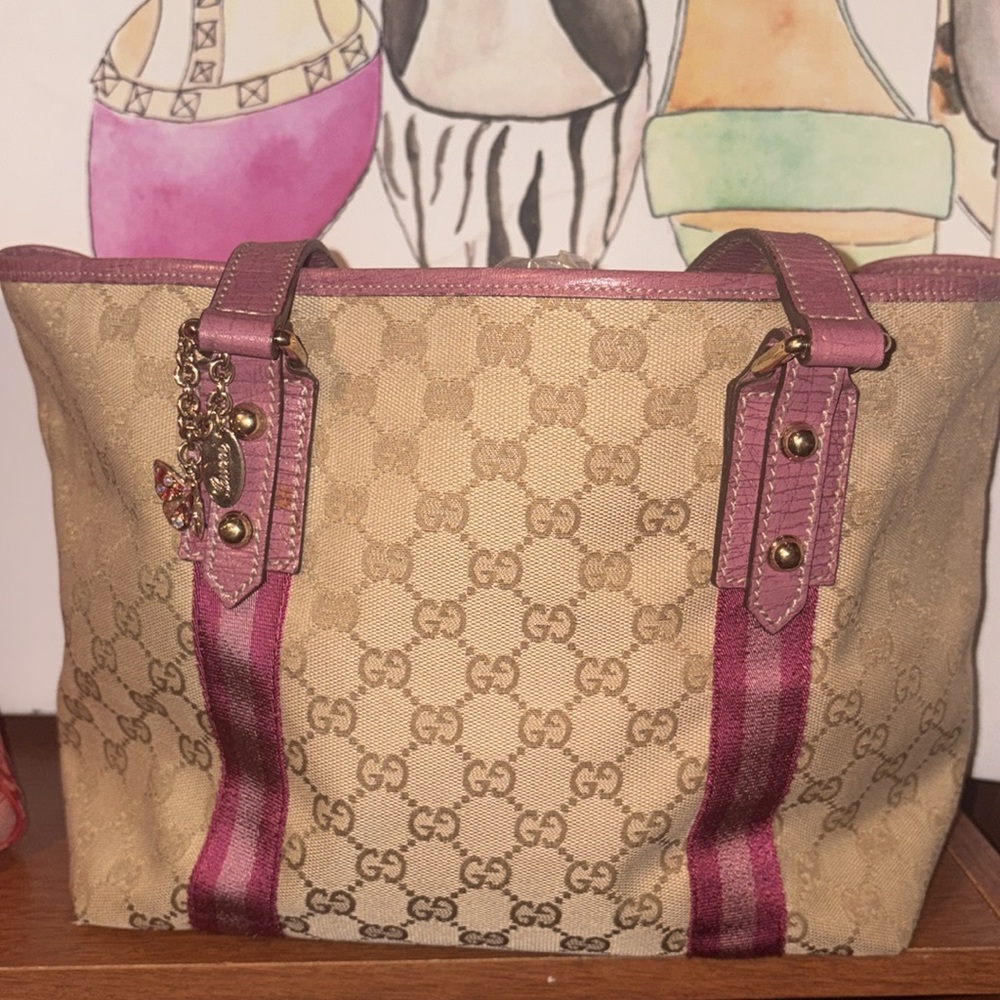 🩷🩷Gucci Pink and Cream Tote Bag🩷🩷